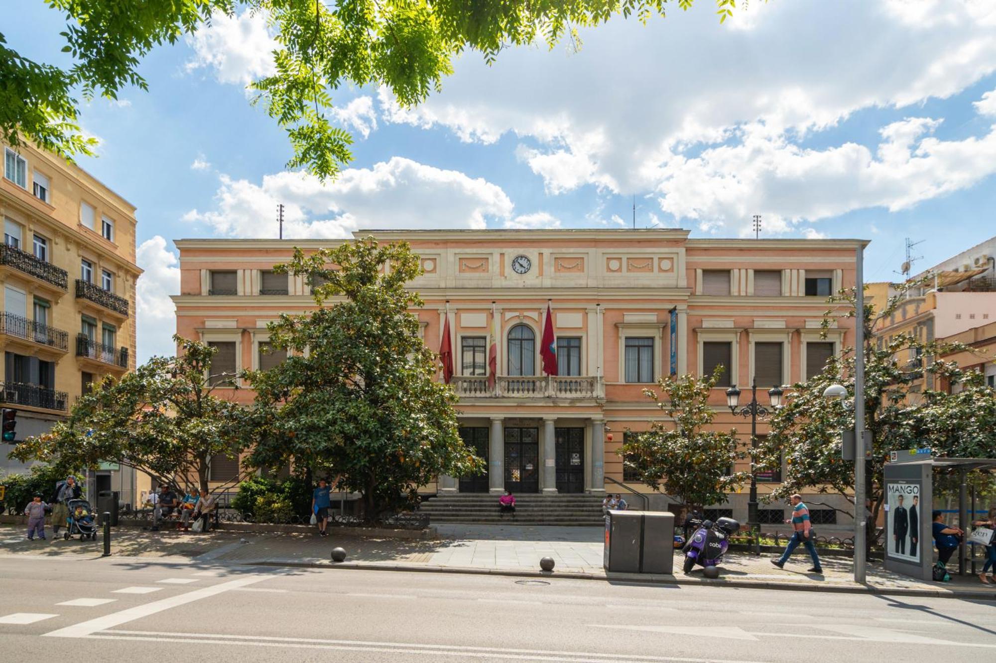Apartamento En La Avenida De La Albufera Alquiler Temporal Madrid Exterior photo